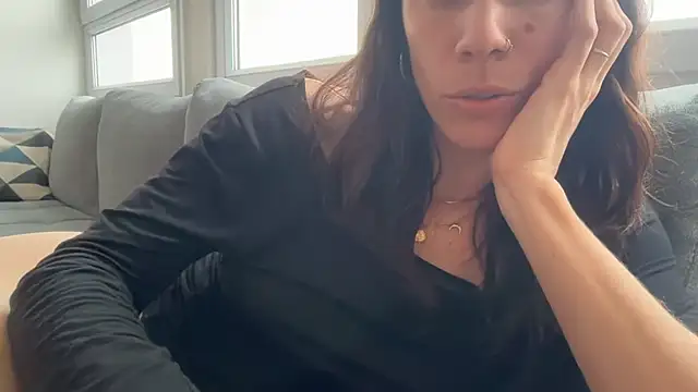 HevaRose live sex cam