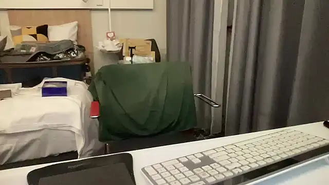 coach-karl live sex cam