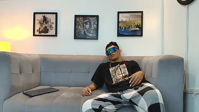 DIAMOND_BLACKS live sex cam