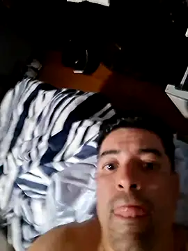 Hrnymanedawg13's cam snapshot