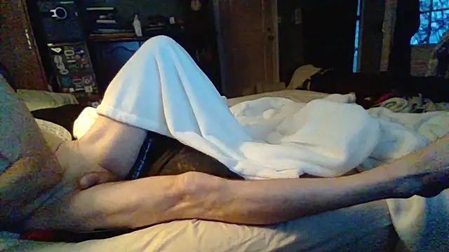 ThatPlatinumD's cam snapshot