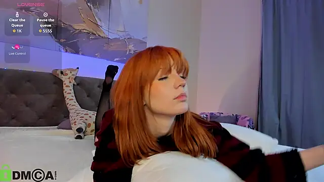 Linablueeyed's cam snapshot