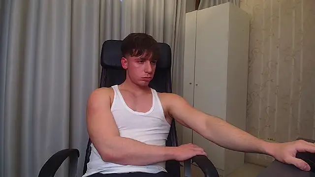 KellenWest live sex cam