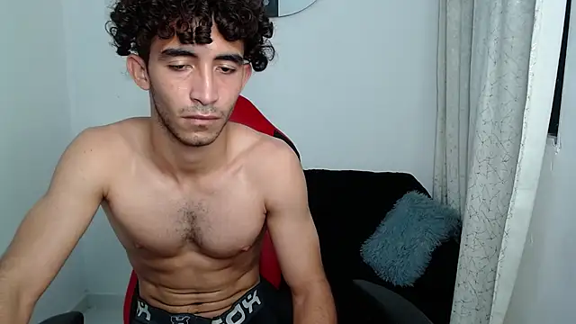 Caius_fox's cam snapshot