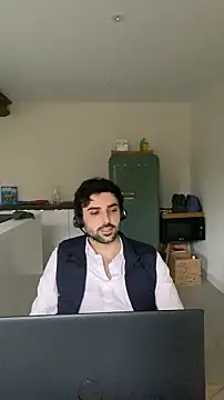 eauminerale's cam snapshot