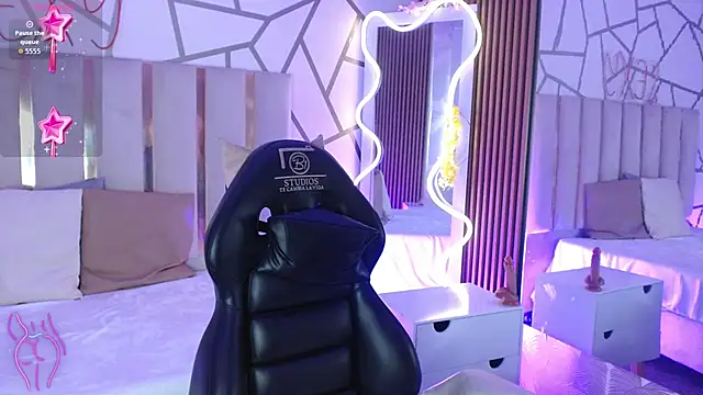 CYRUS_TAY live sex cam