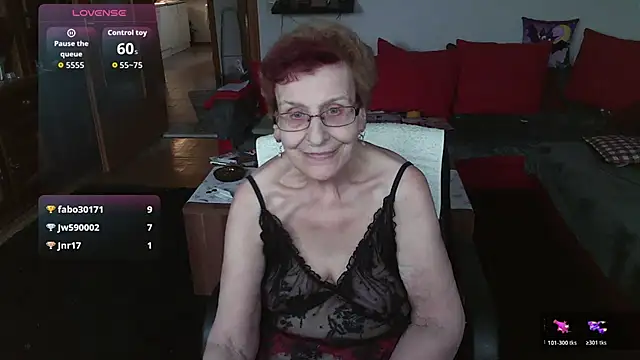 HeisseomaOriginal live sex cam