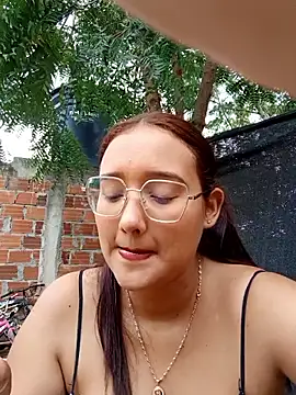 young_dairy01 live sex cam