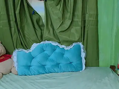 urslutmhauie live sex cam