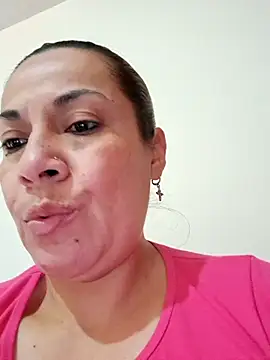 Zaralu_'s cam snapshot