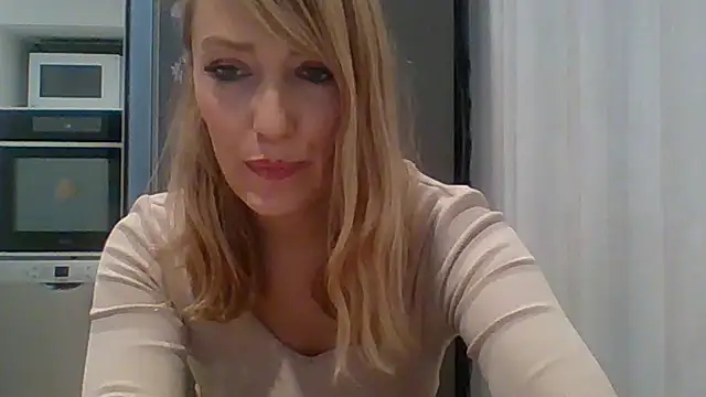 Vexxaa's cam snapshot