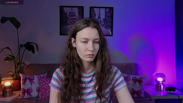 VioletaBloom's cam snapshot