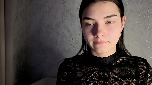 Laura_Sunday's cam snapshot