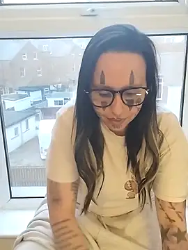 ThatAltGirl's cam snapshot