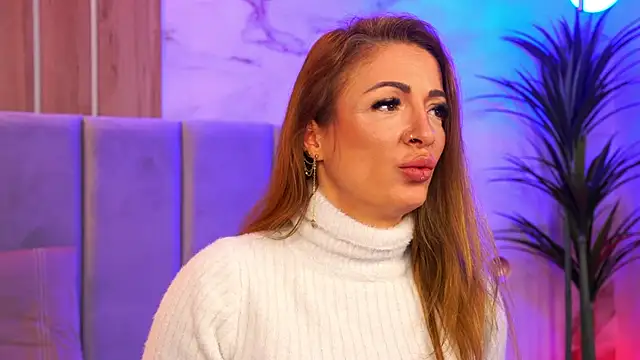 Izabellle02's cam snapshot