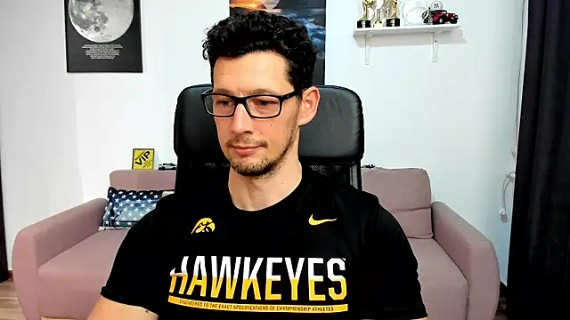 BrutusK08 live sex cam