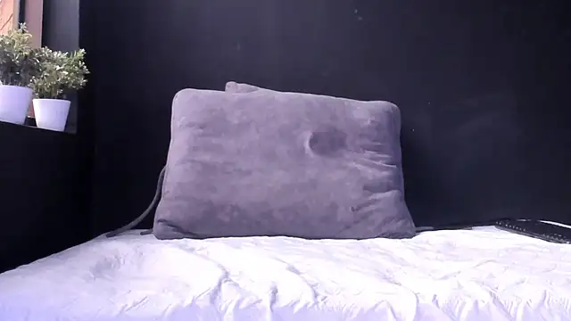 alondrabigtits live sex cam