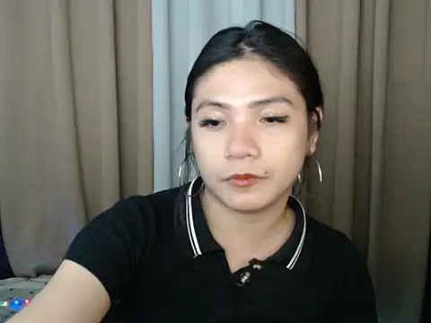 Kisses-For-You live sex cam