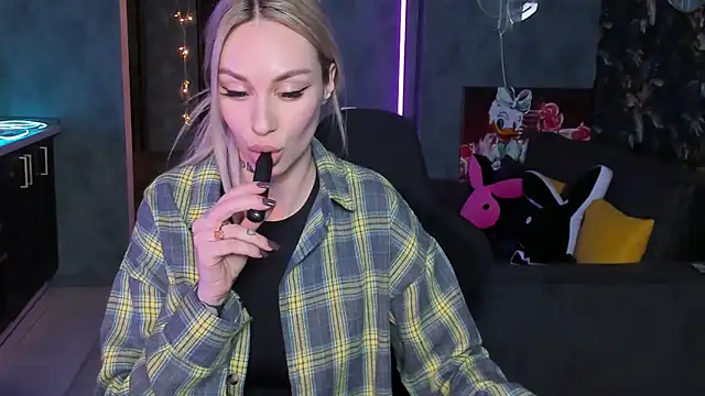 Blckmirrorr live sex cam