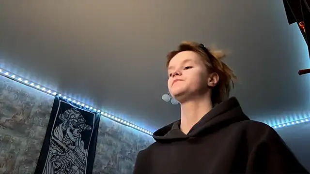 CutieGoga's cam snapshot