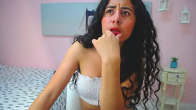 scarlett_clyde's cam snapshot