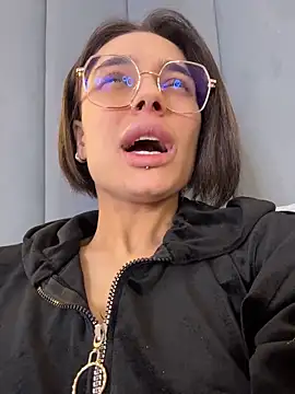 VioletAsh live sex cam