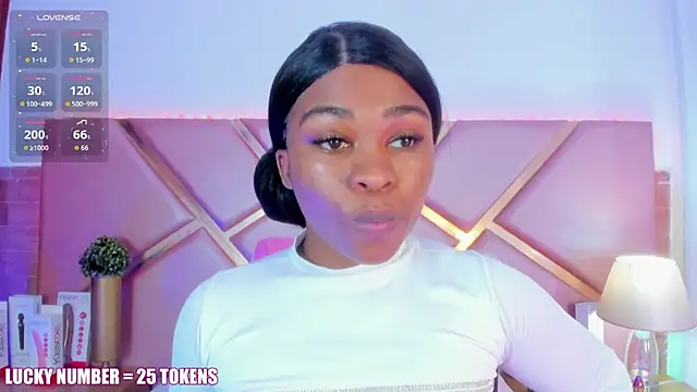 SophieSinclair's cam snapshot