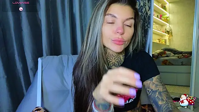 tattooedBabyy live sex cam