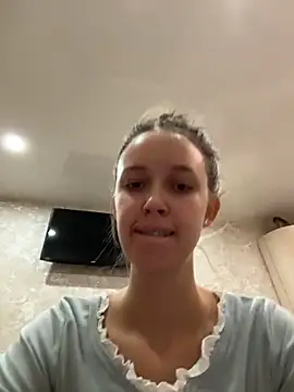 ElliRose live sex cam