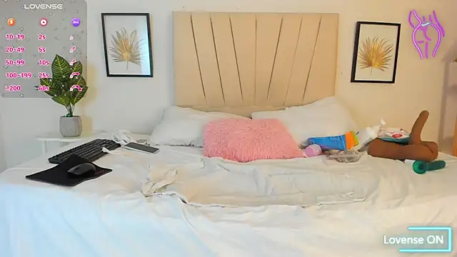 _Miaa_khalifa_'s cam snapshot