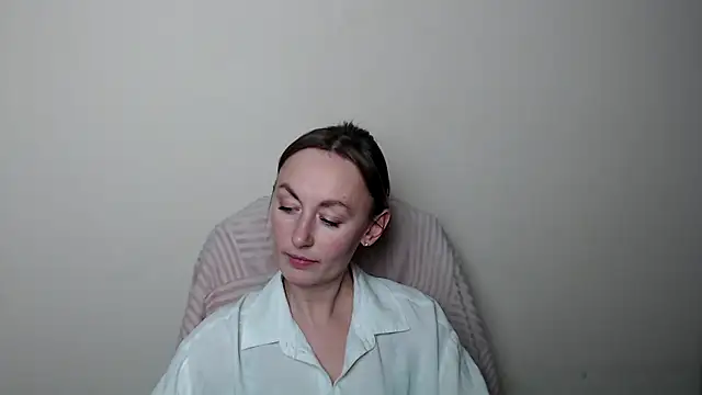 LiaSeass_'s cam snapshot