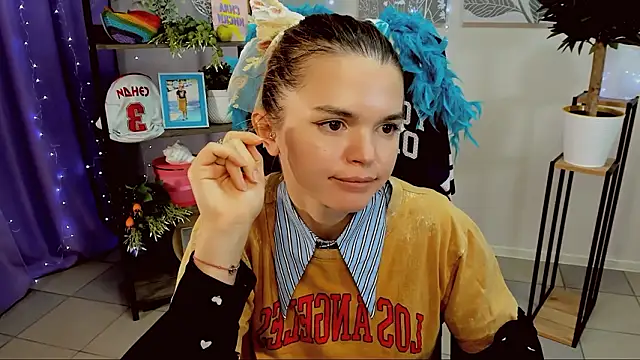 SaraGolben's cam snapshot