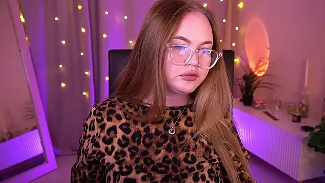 FeliciaLorne's cam snapshot