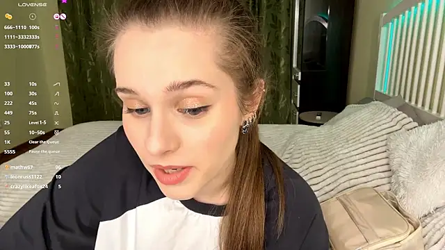 MiaBlanko's cam snapshot