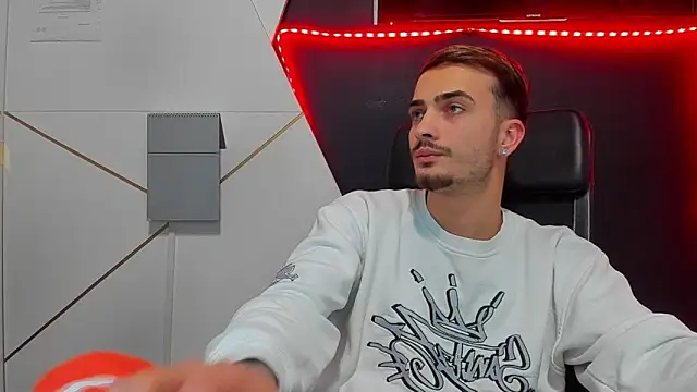 BrandonTate's cam snapshot