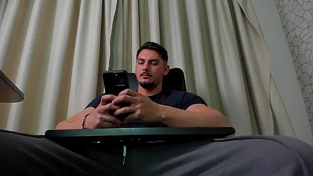 ClintMasters's cam snapshot