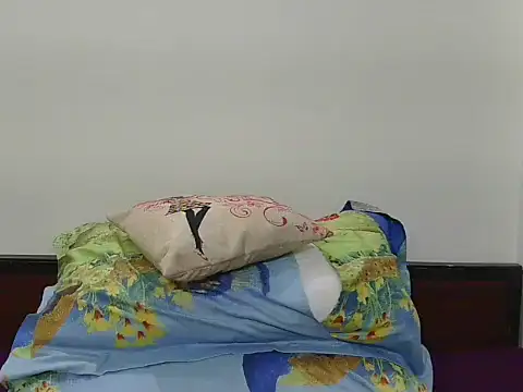 GaggingGirl_'s cam snapshot