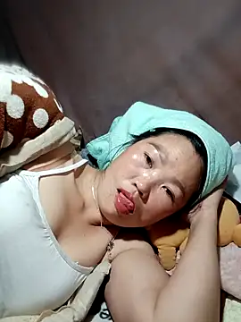 blonde_blg's cam snapshot