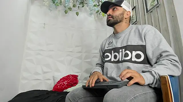 LeonidasKaiser's cam snapshot