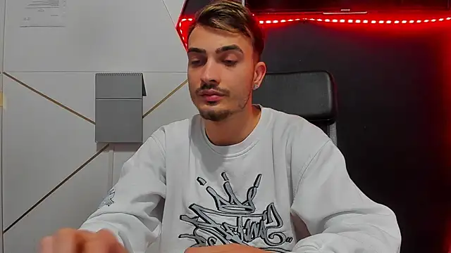 BrandonTate's cam snapshot