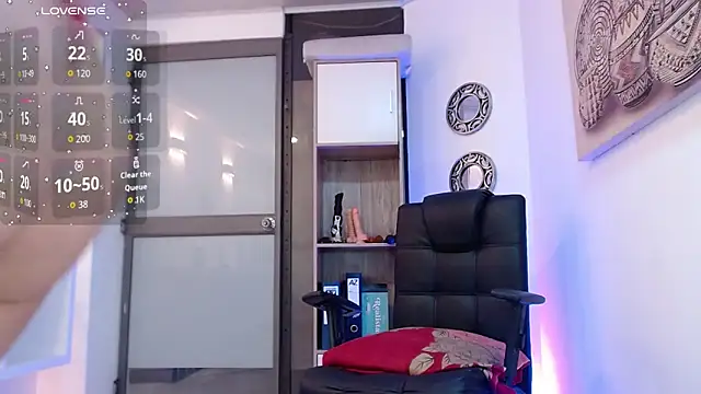 DianaPearls's cam snapshot