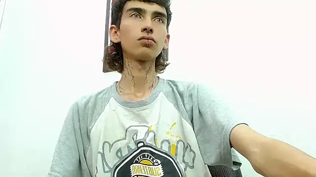 ttimy_x_boy's cam snapshot