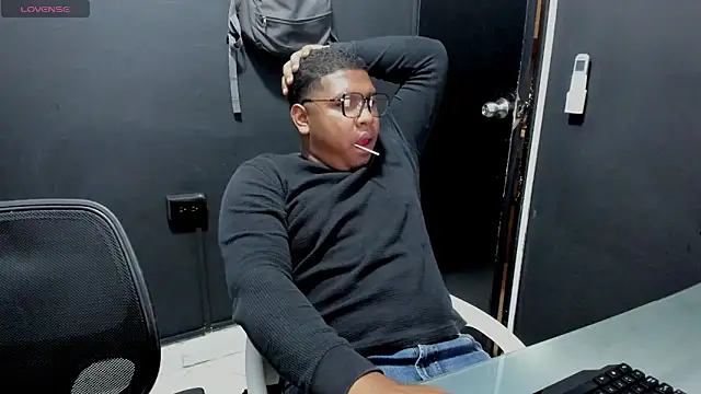 dan_howard's cam snapshot