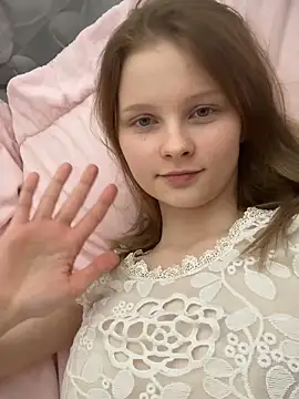 every_daay's cam snapshot