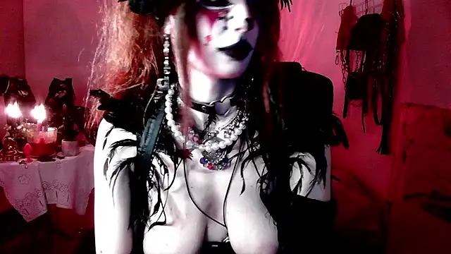 EmpressMorrigan's cam snapshot