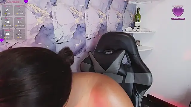 AngelThroatt's cam snapshot