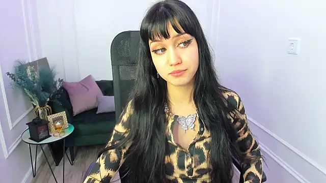 TiffanyYounge's cam snapshot