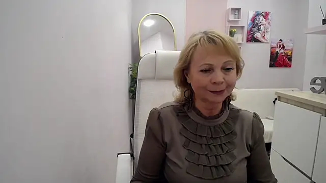 Milla_Cutie18's cam snapshot