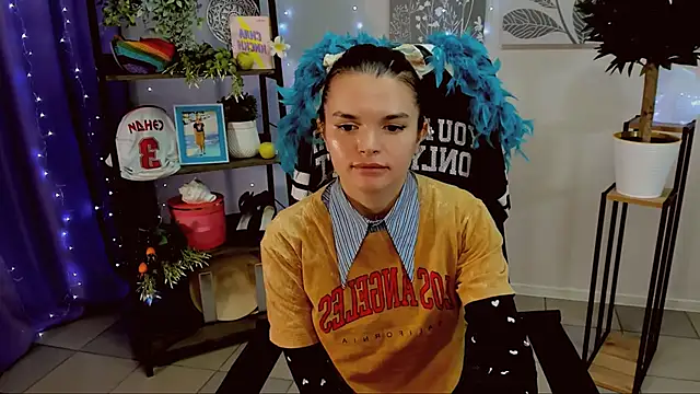 SaraGolben's cam snapshot