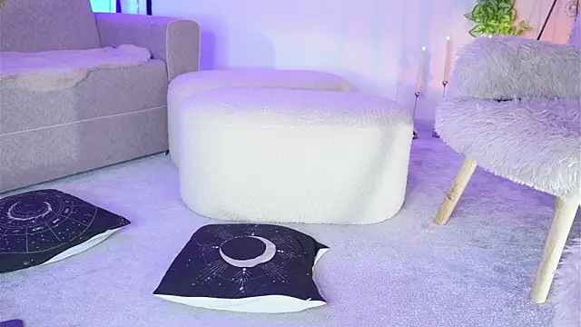 curlynatashaa live sex cam